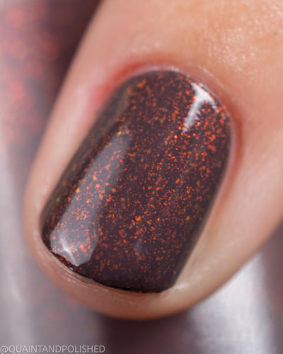 *PRE-ORDER* Bee's Knees Lacquer - Mama K