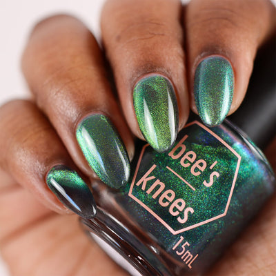 *PRE-ORDER* Bee's Knees Lacquer - Fake Dating (Magnetic)