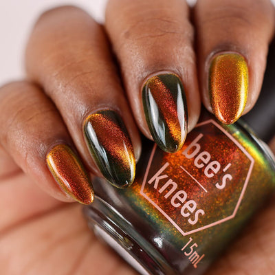 *PRE-ORDER* Bee's Knees Lacquer - I Choose the Bear (Magnetic)