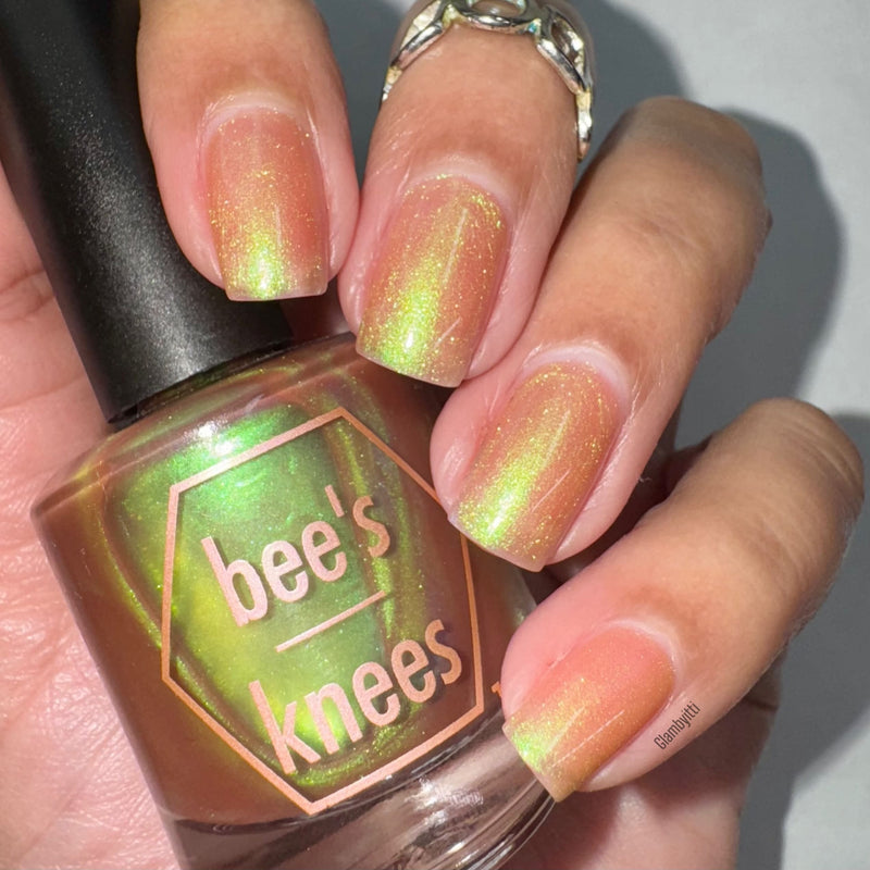 Bee's Knees Lacquer - Love Reading